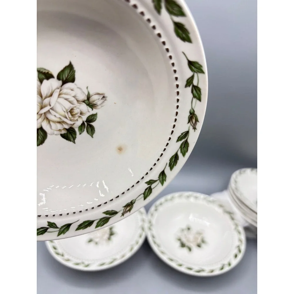 Vtg 4 Pc Superior Hall Cameo Rose Dessert‎ Berry Bowls White Rose